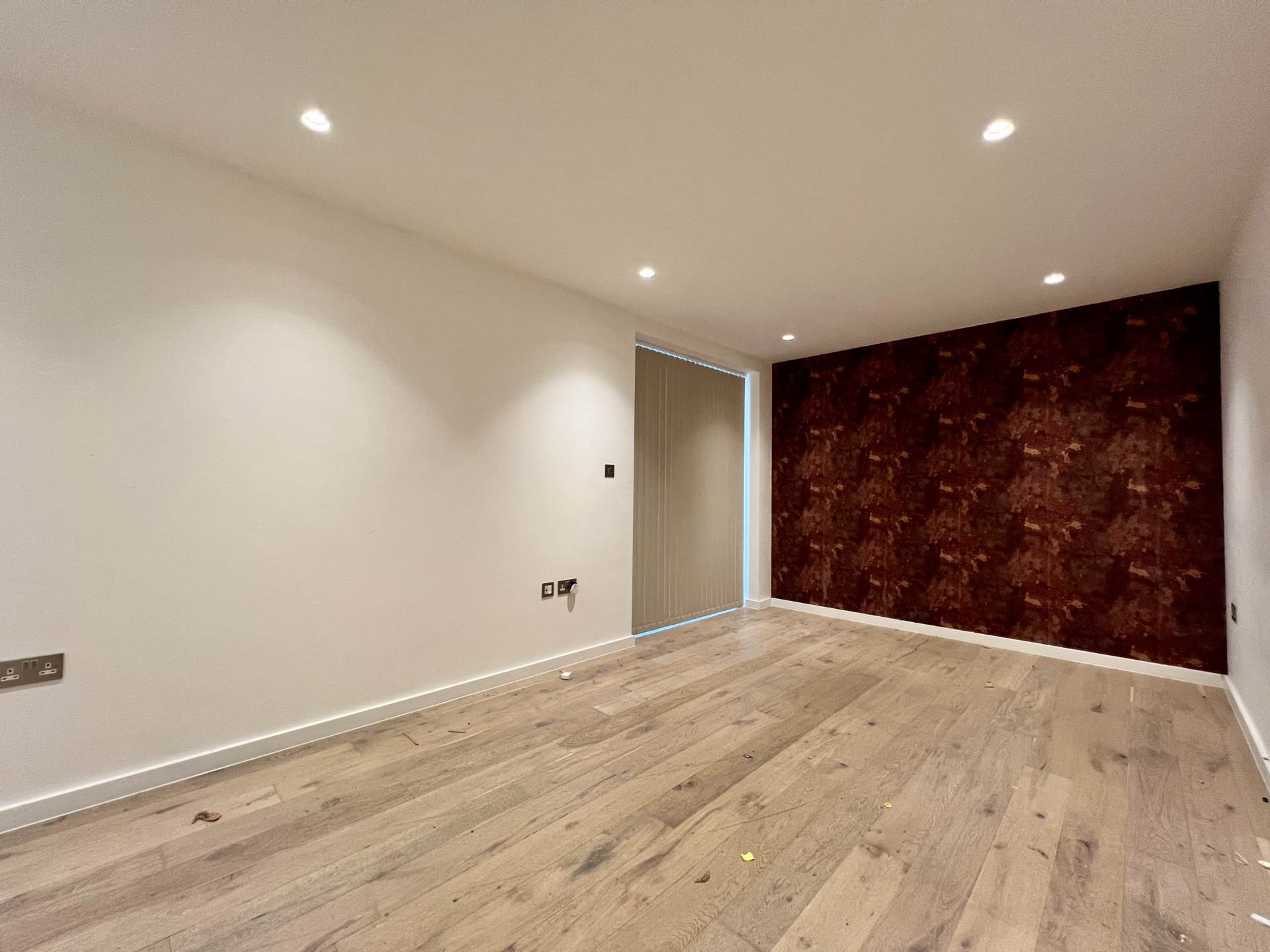Additional Property Image 2 bedroom Flat for sale in London 12