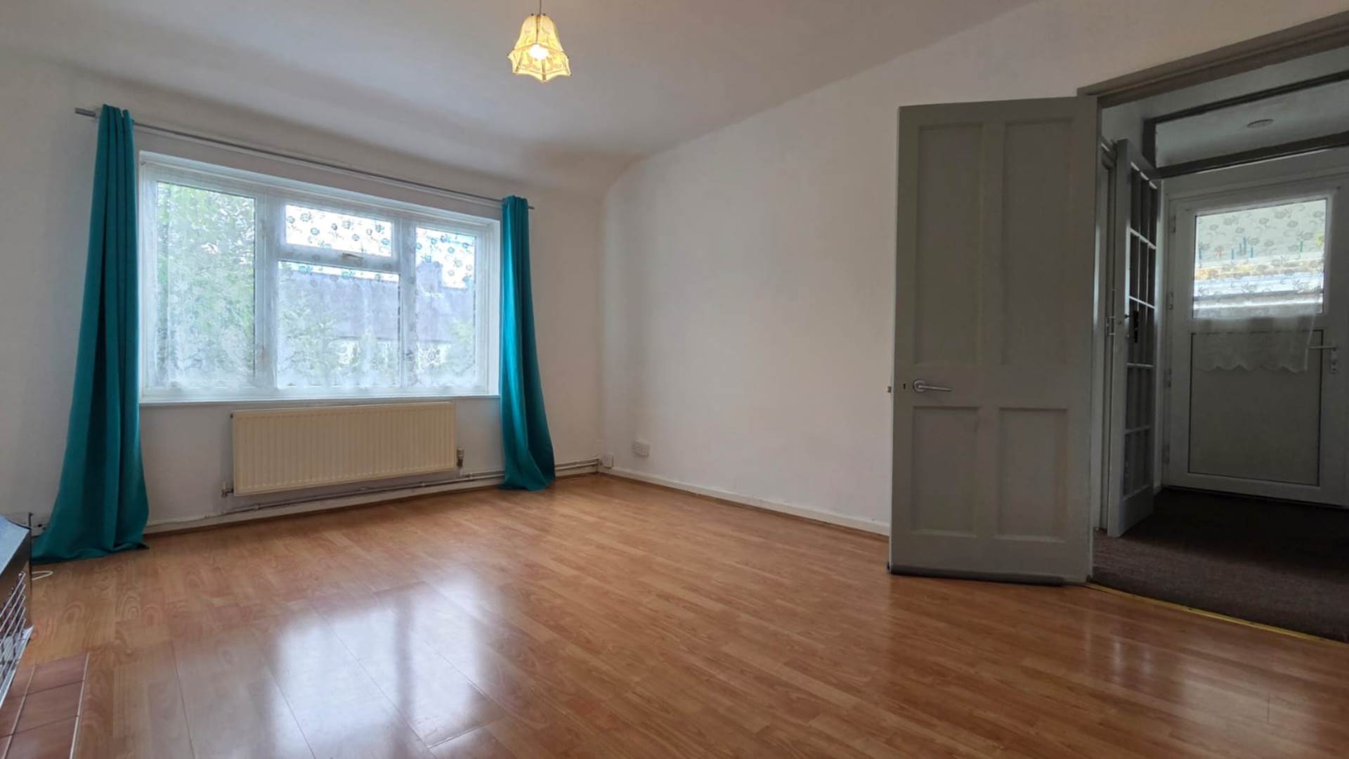 Additional Property Image 1 bedroom Flat to rent in Dagenham 5