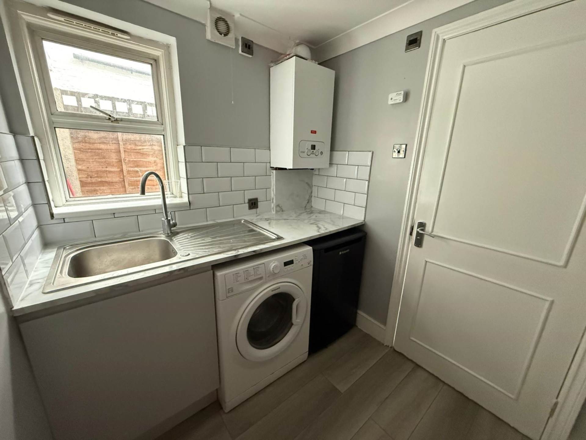 Additional Property Image 1 bedroom Terraced to rent in London 3