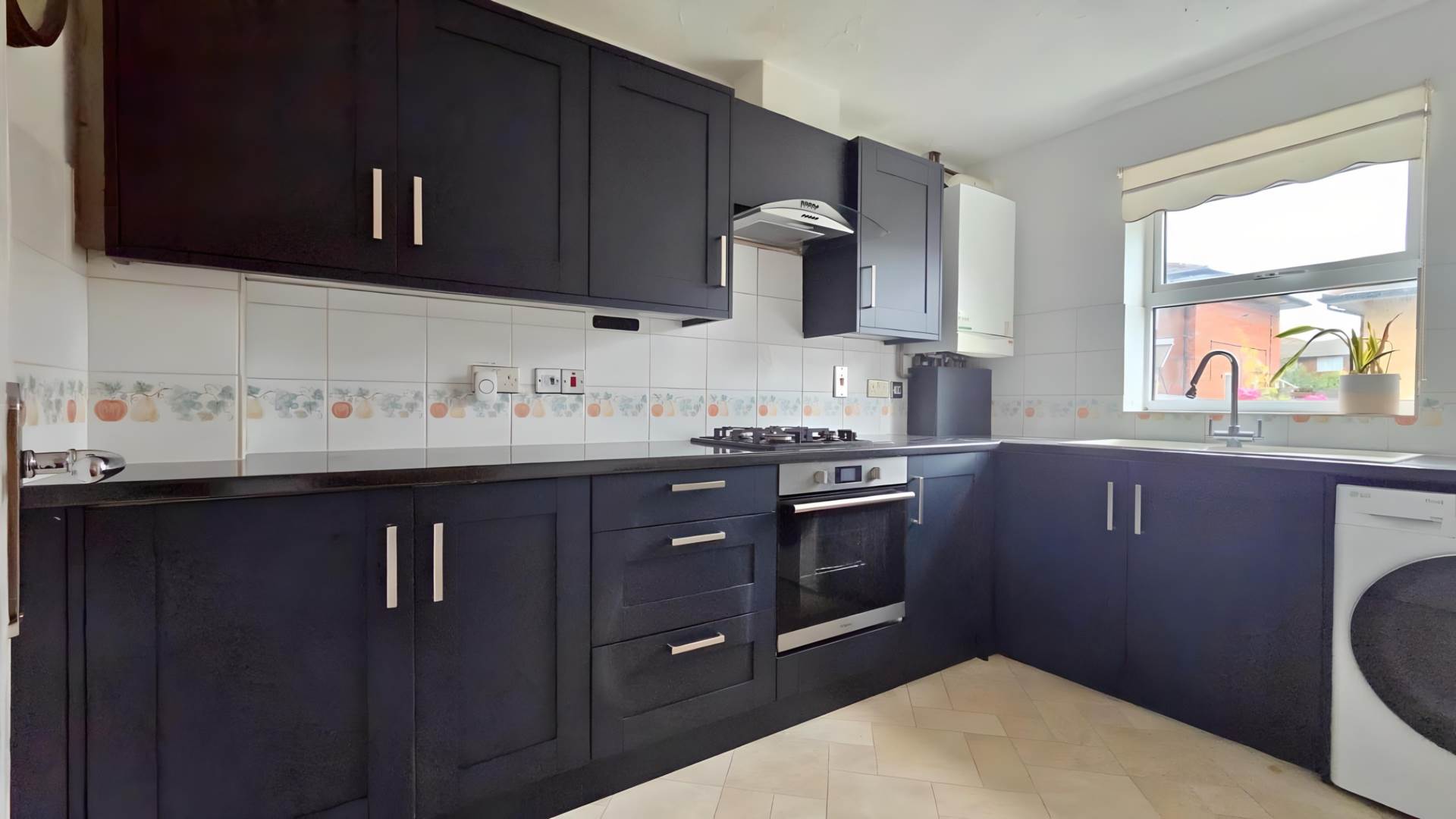 Additional Property Image 3 bedroom Terraced for sale in London 2
