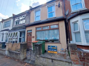 2 bedroom Terraced for sale in London