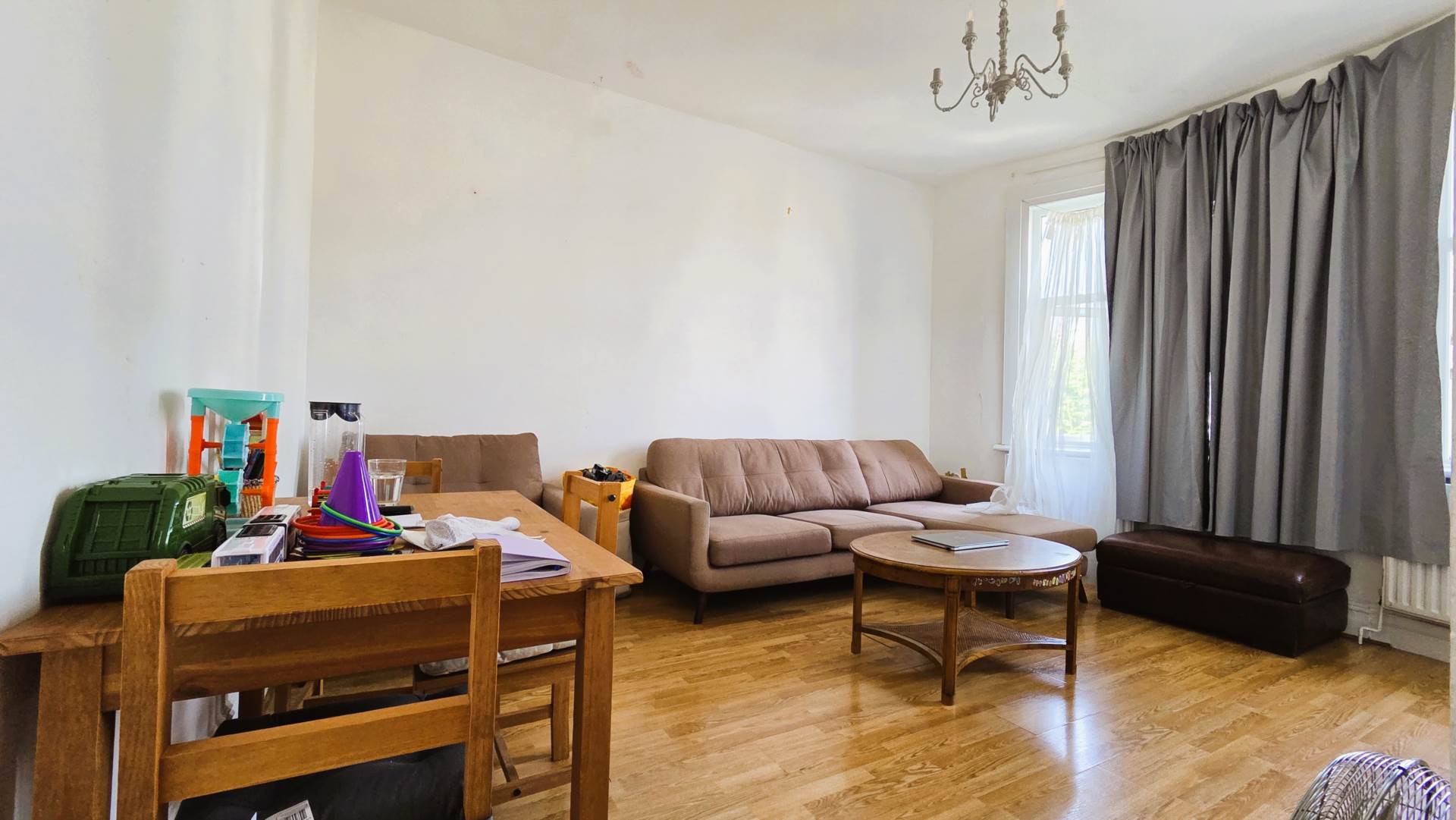 Additional Property Image 2 bedroom Flat to rent in Ilford 2