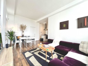 2 bedroom Flat for sale in London