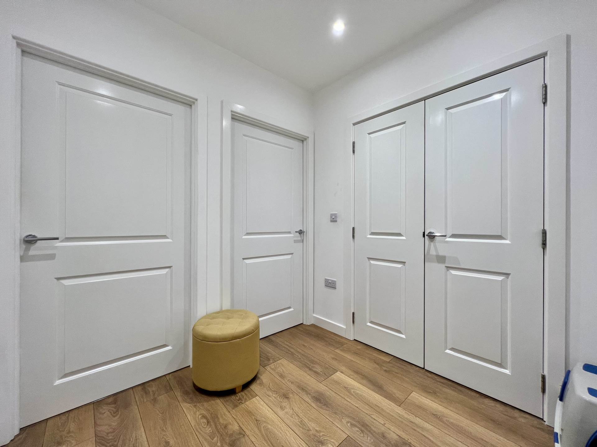 Additional Property Image 1 bedroom Flat for sale in London 3