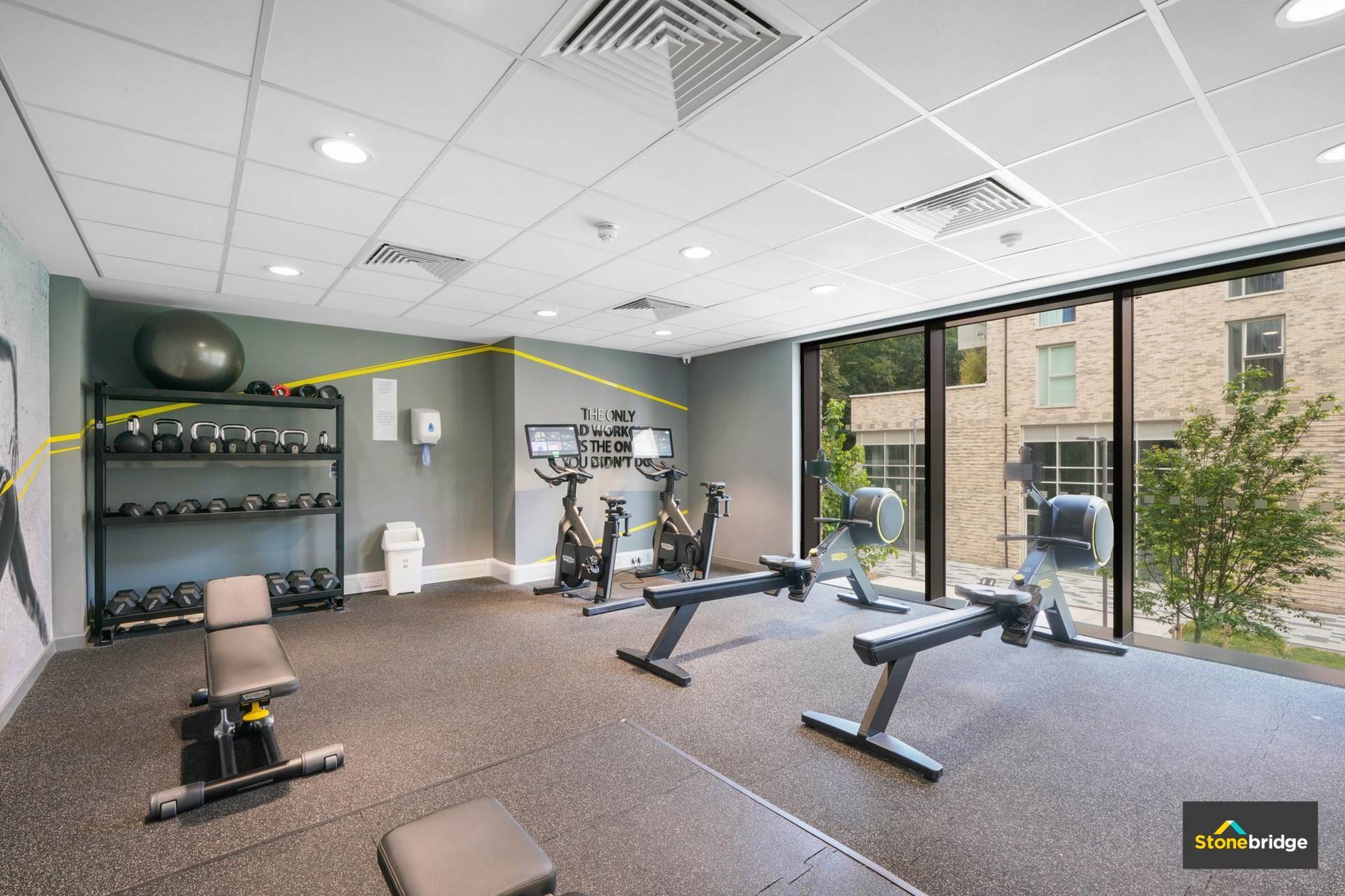 Additional Property Image 1 bedroom Flat for sale in London 10