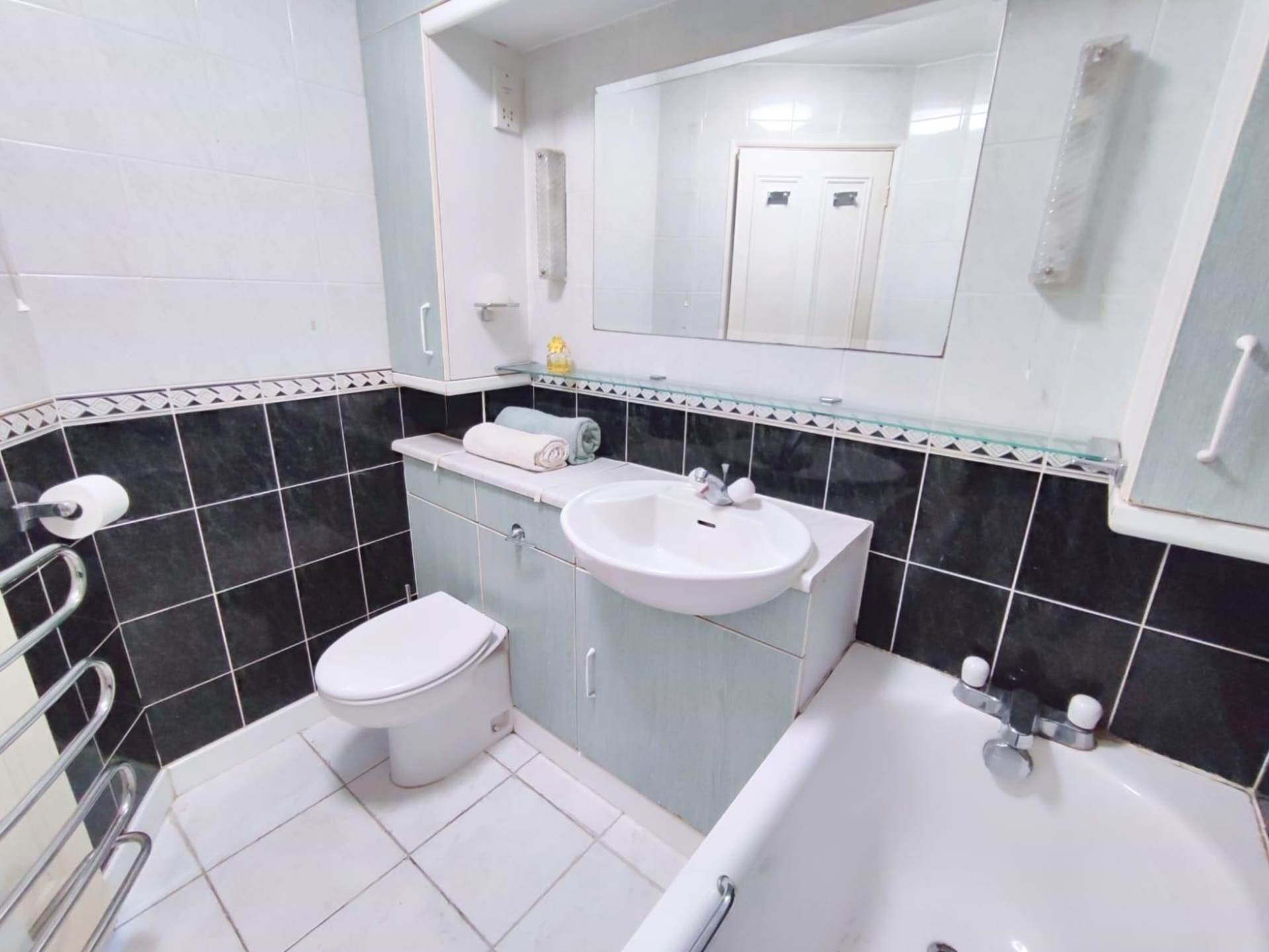 Additional Property Image 2 bedroom Flat for sale in London 7