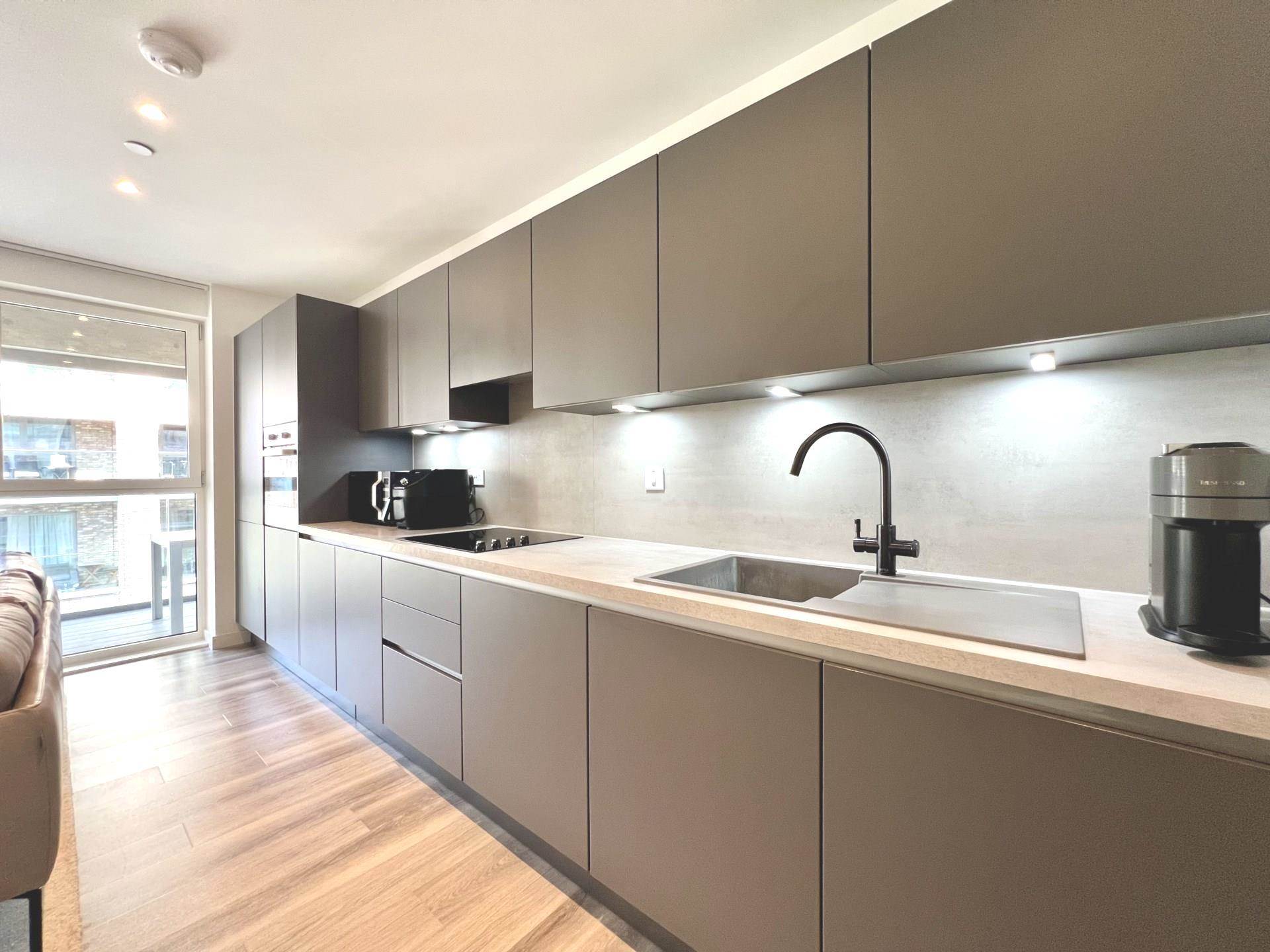 Additional Property Image 3 bedroom Flat for sale in London 4