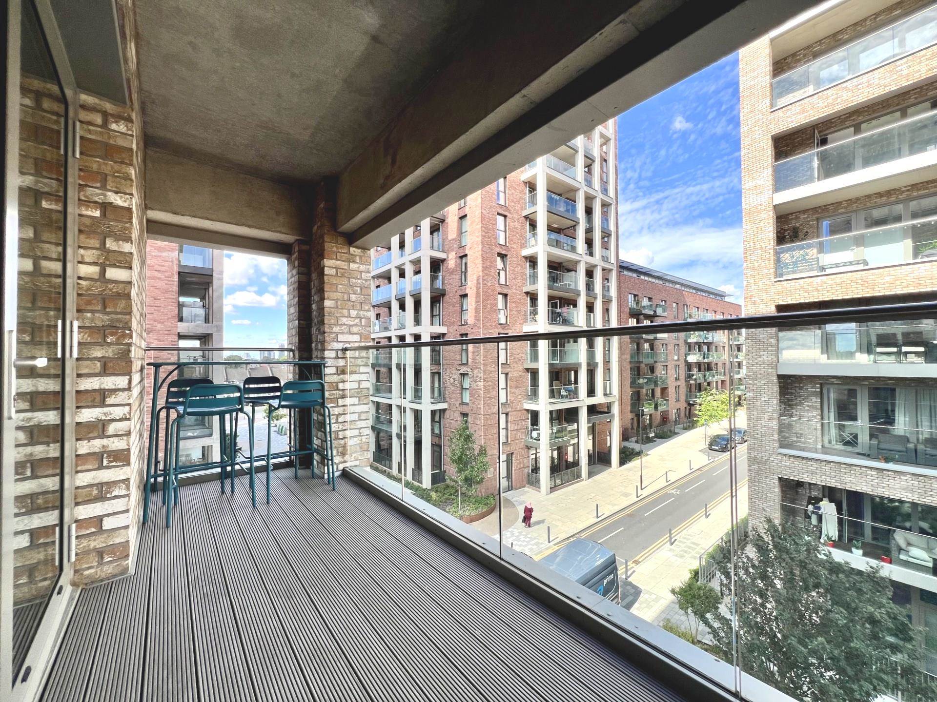 Additional Property Image 3 bedroom Flat for sale in London 6