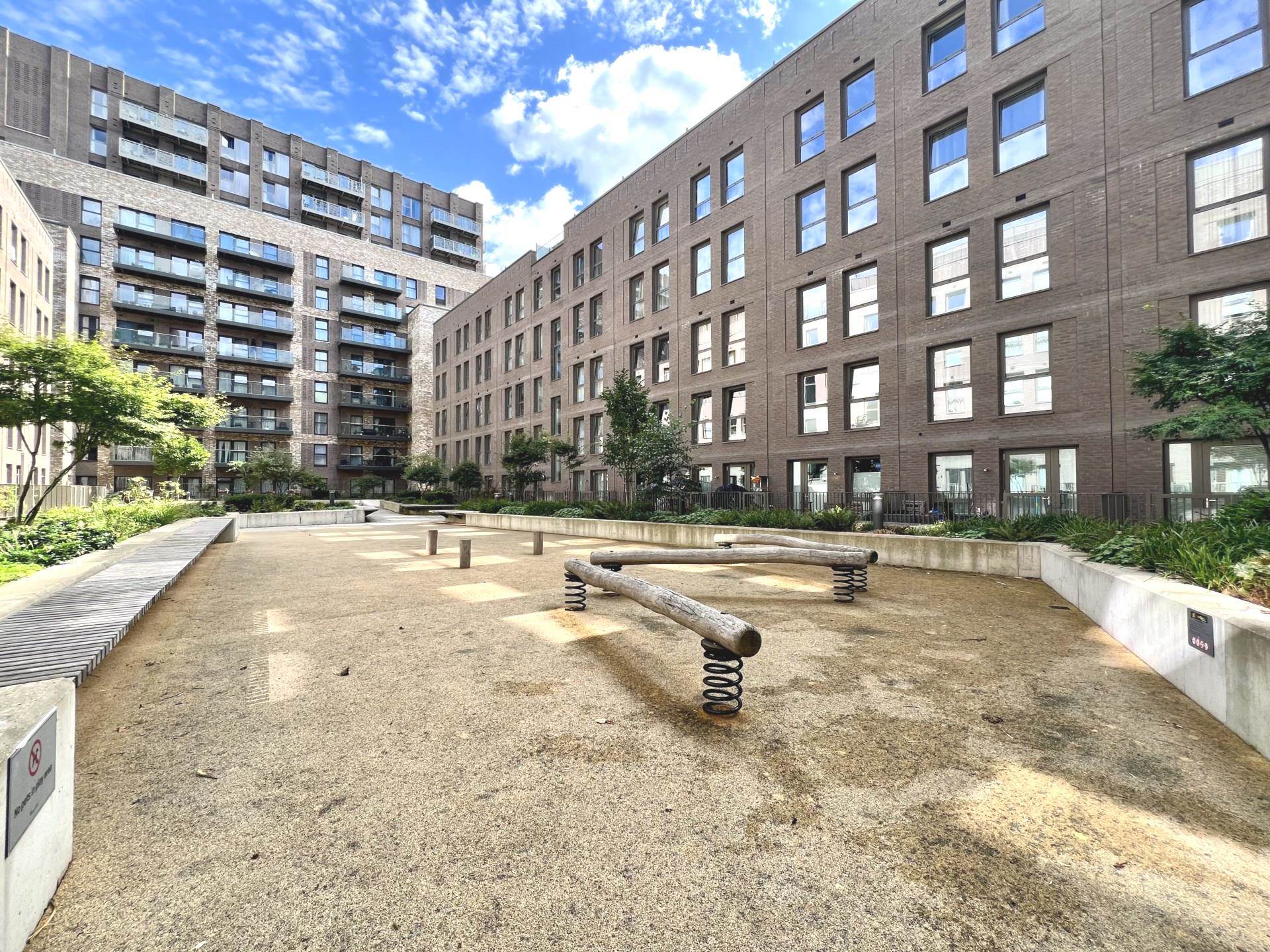 Additional Property Image 3 bedroom Flat for sale in London 19