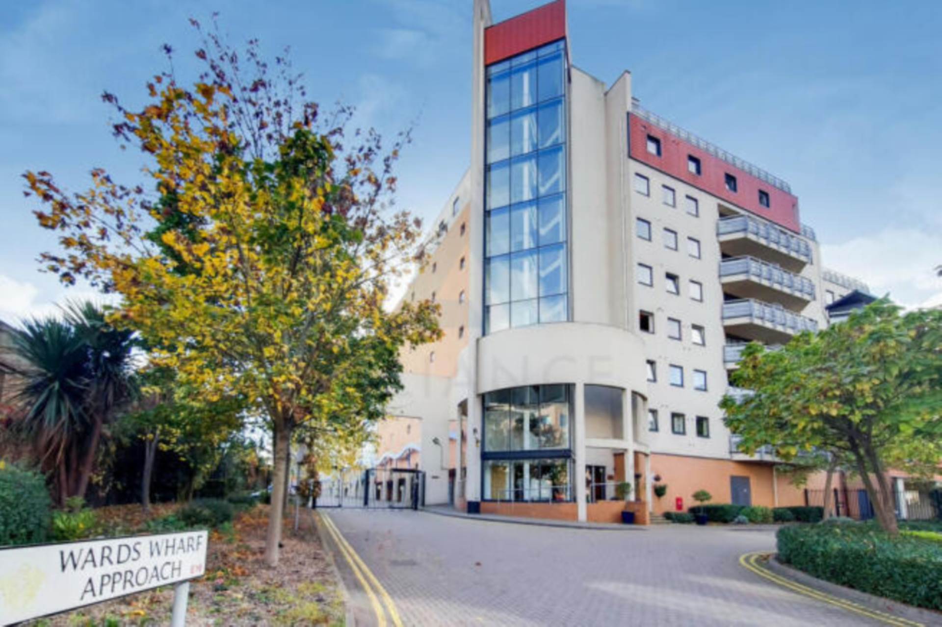 Additional Property Image 1 bedroom Flat for sale in London 9