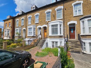1 bedroom Flat to rent in London