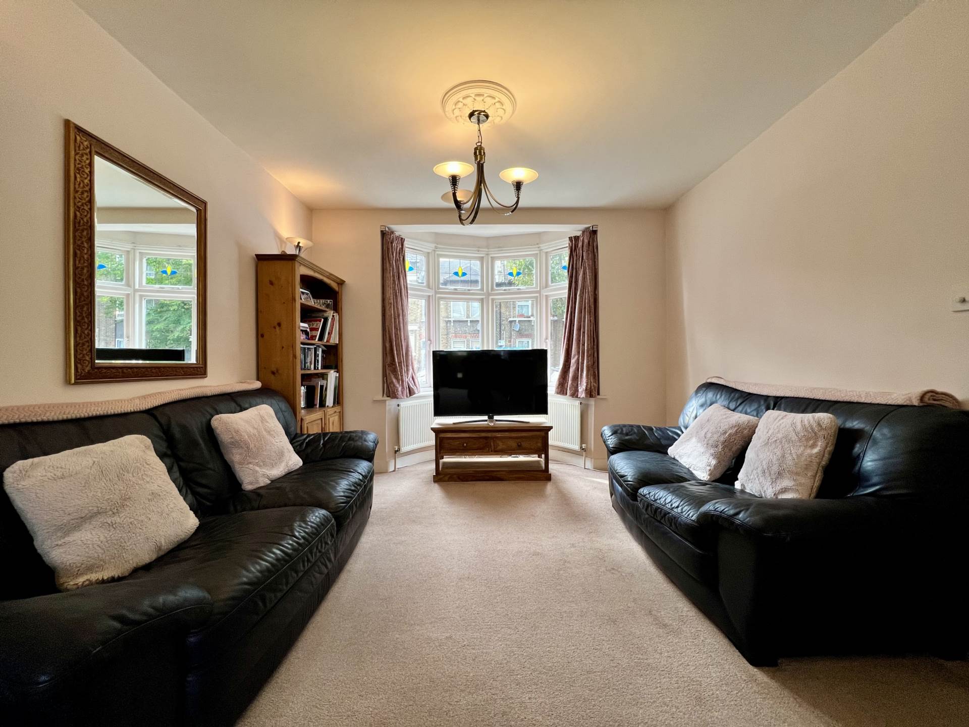 Additional Property Image 4 bedroom Semi Detached for sale in London 2