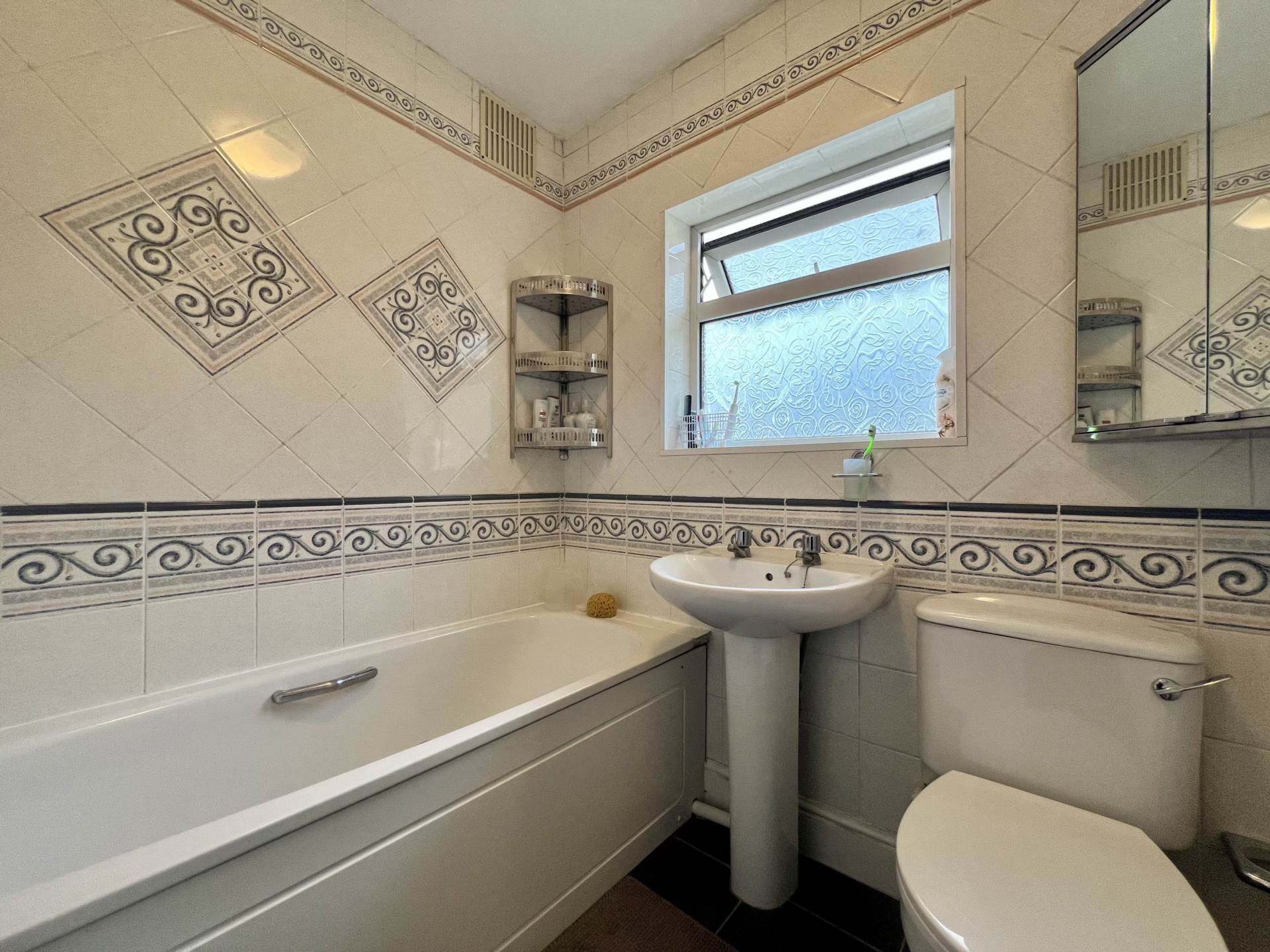 Additional Property Image 4 bedroom Semi Detached for sale in London 11