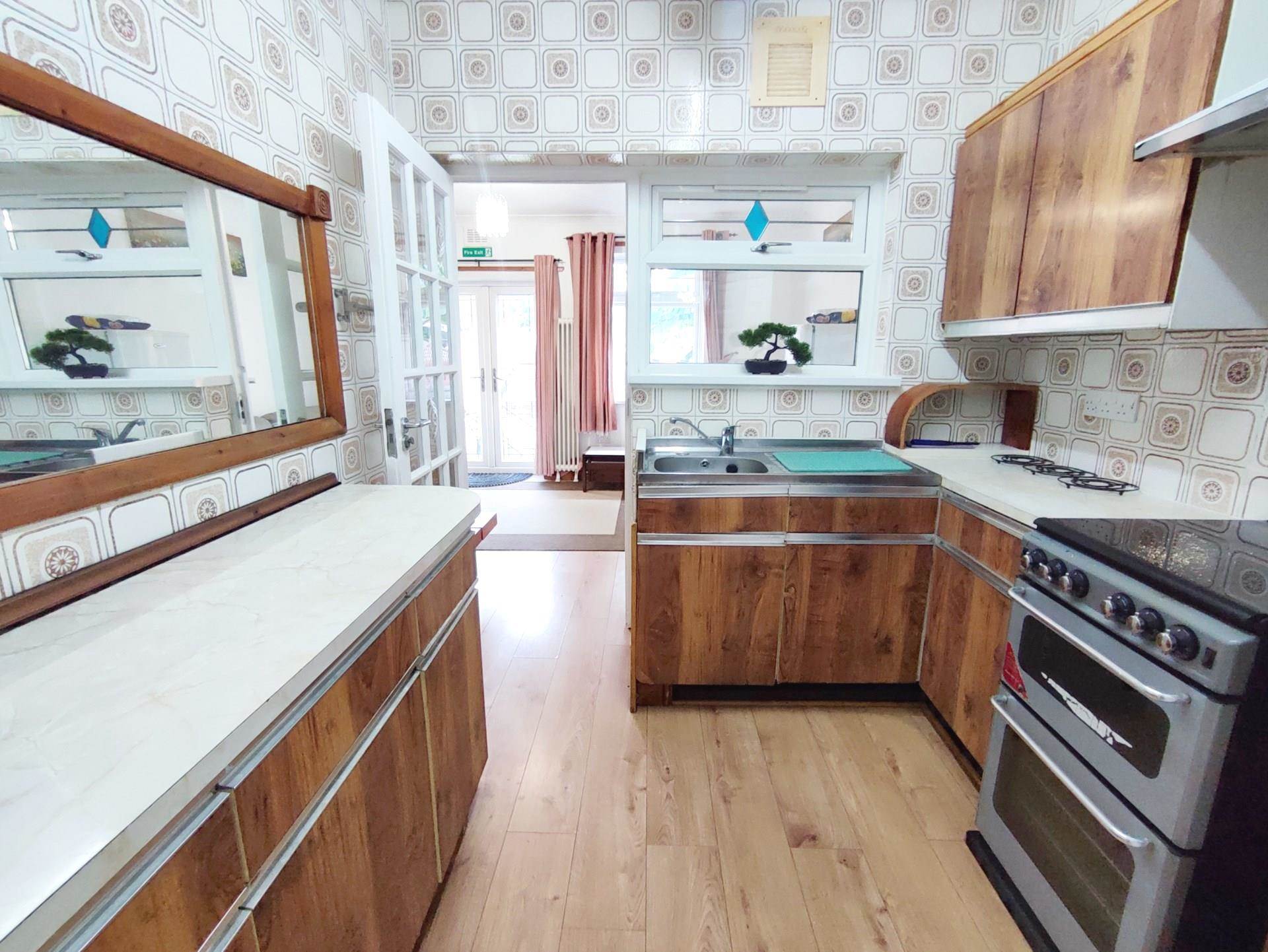 Additional Property Image 3 bedroom Terraced for sale in London 4