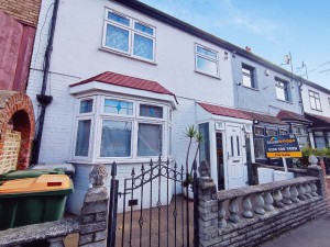 3 bedroom Terraced for sale in London