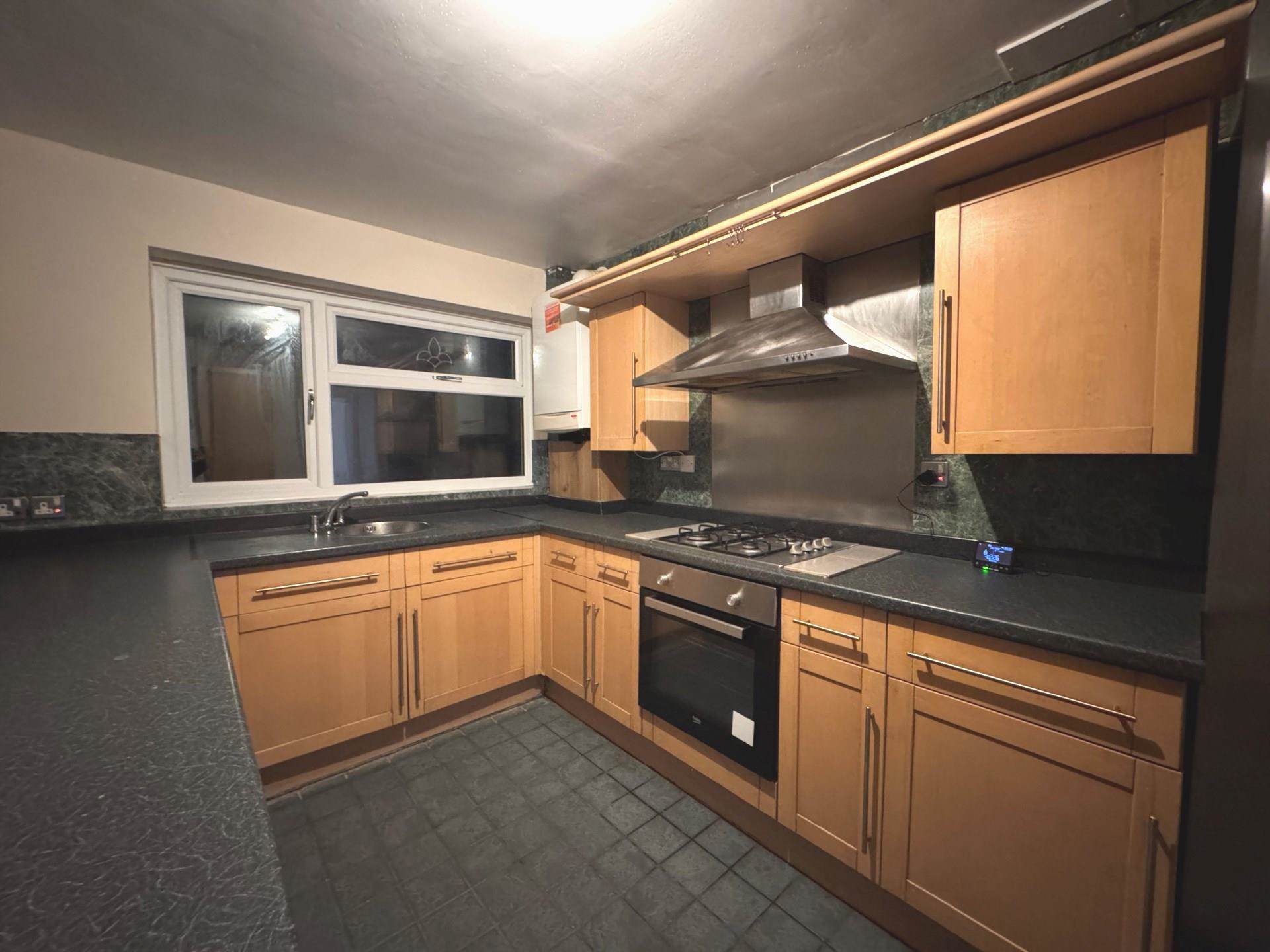 Additional Property Image 4 bedroom Terraced to rent in Rainham 3