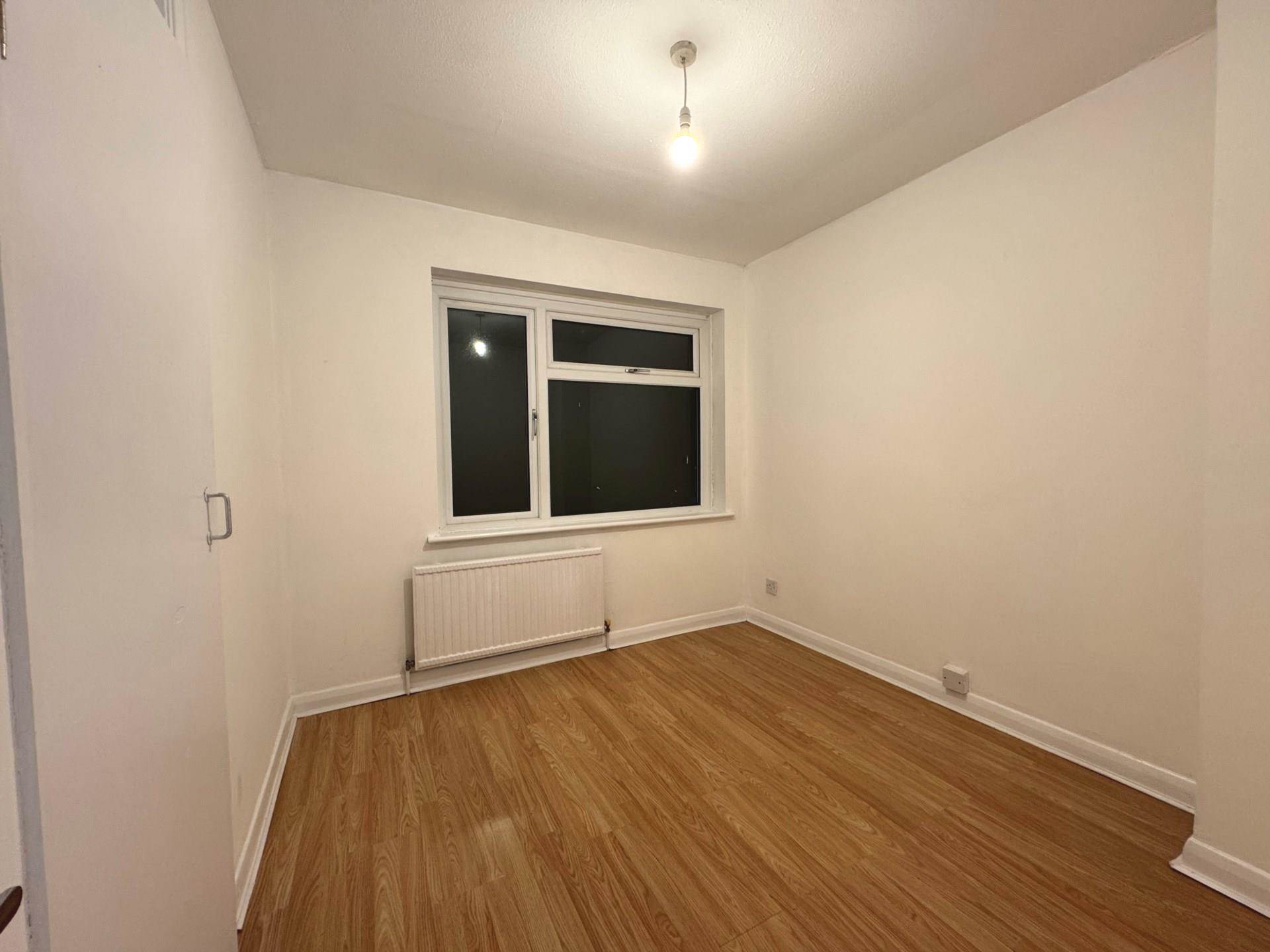 Additional Property Image 4 bedroom Terraced to rent in Rainham 10