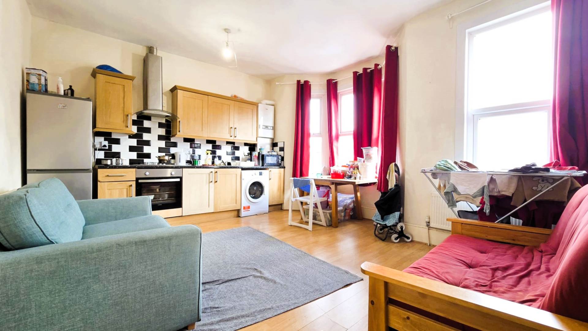 Additional Property Image 2 bedroom Flat for sale in London 2