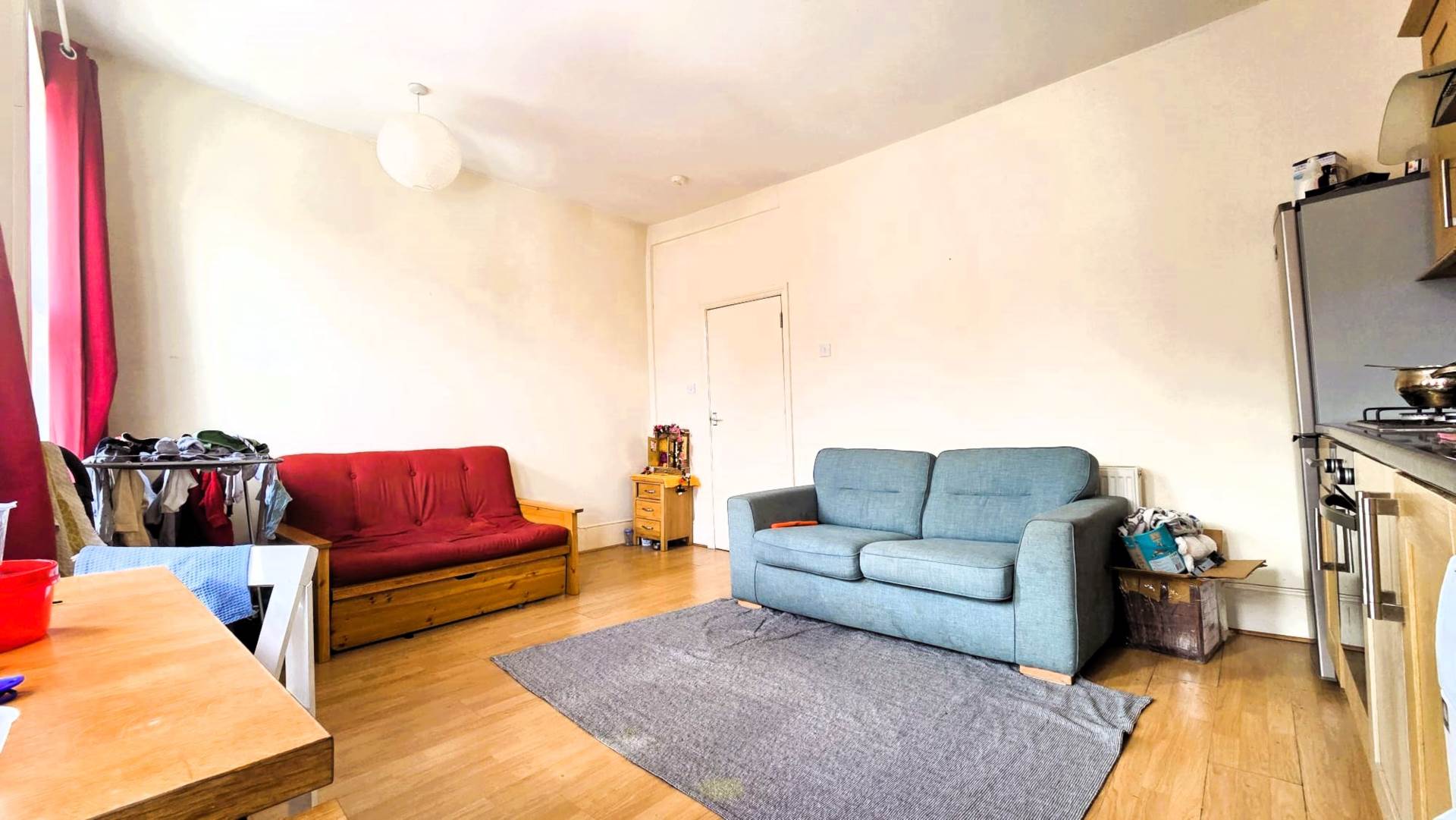 Additional Property Image 2 bedroom Flat for sale in London 6