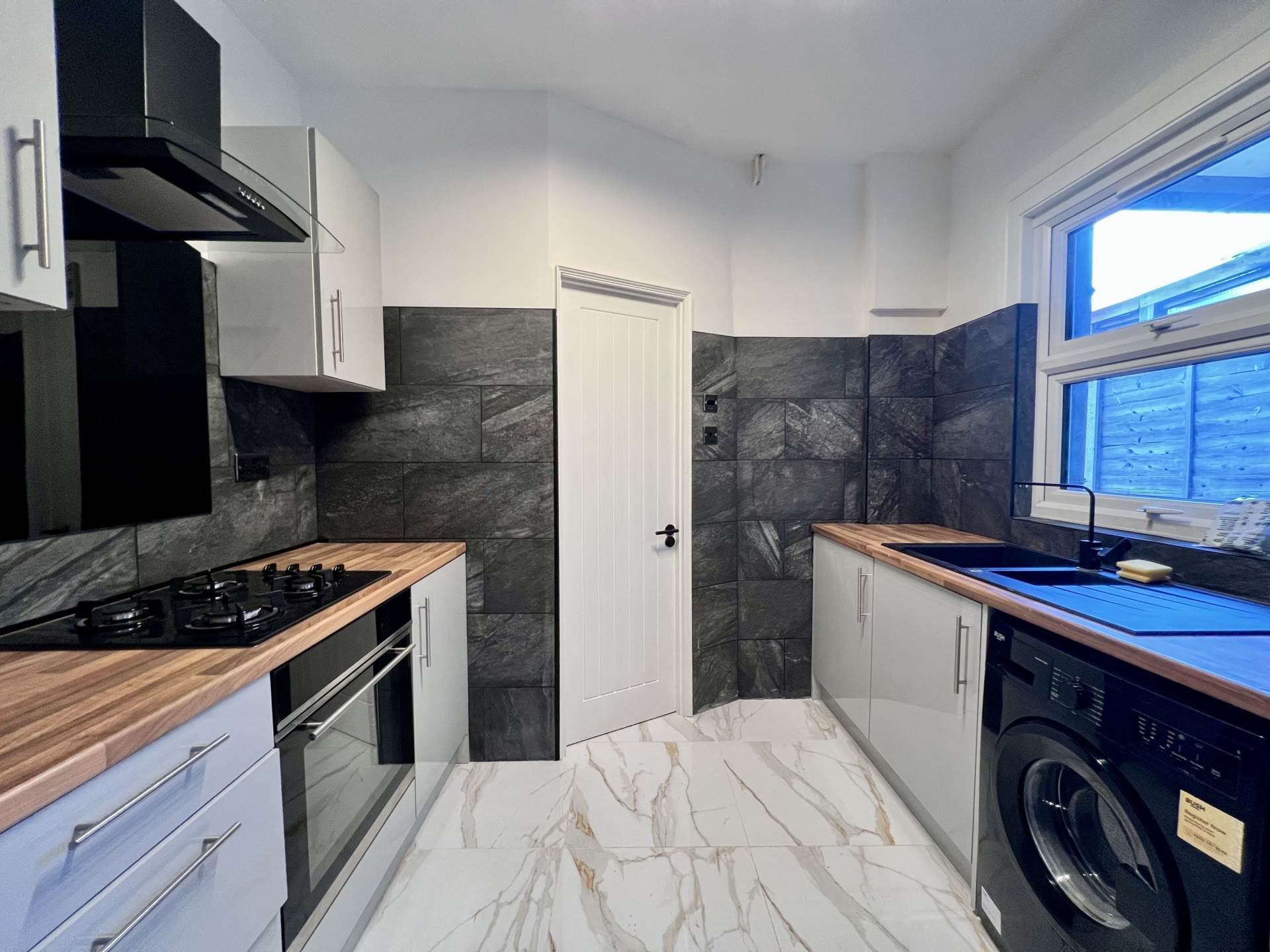 Additional Property Image 3 bedroom Terraced to rent in Ilford 5