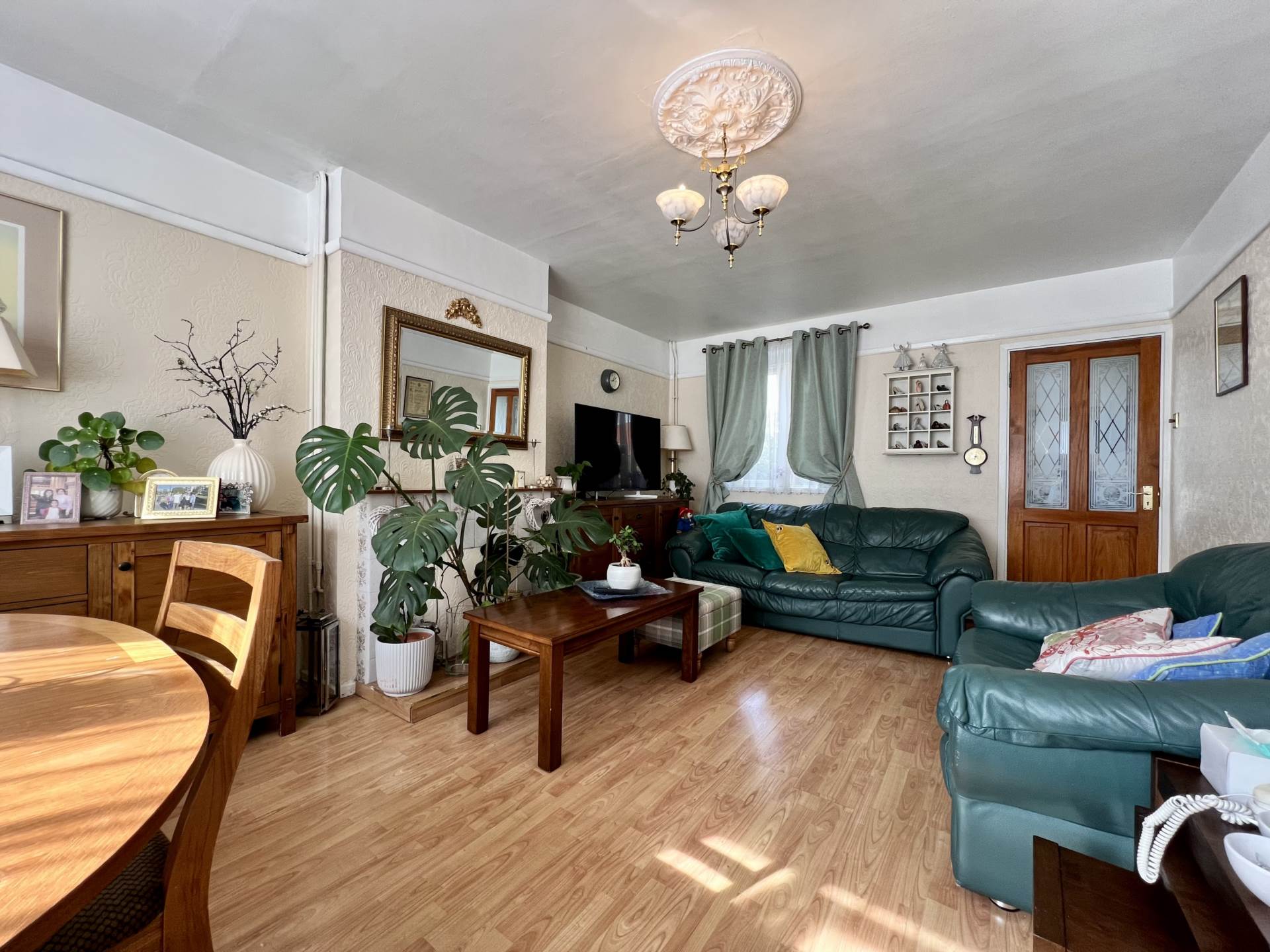 Additional Property Image 2 bedroom Terraced for sale in London 2