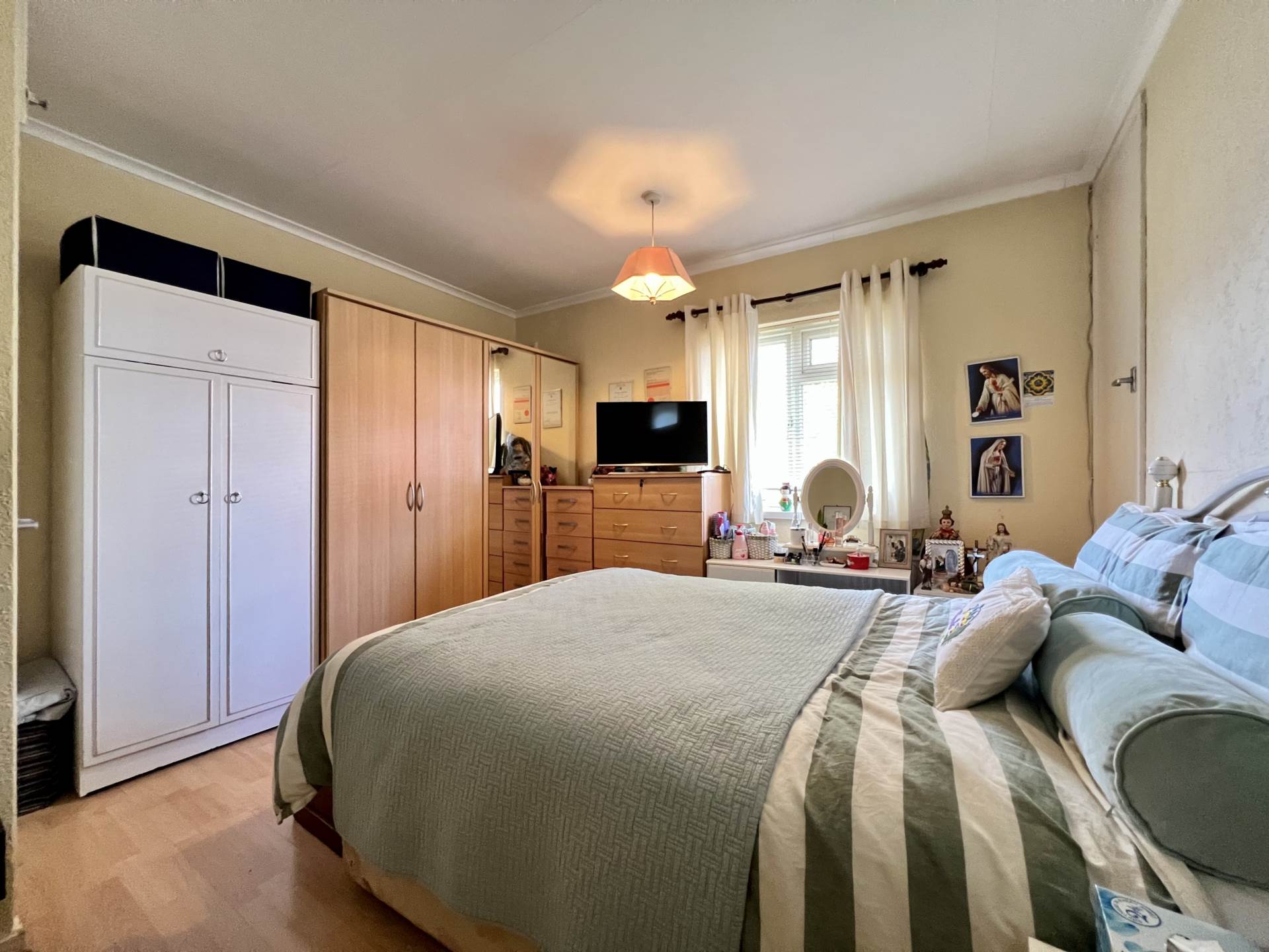 Additional Property Image 2 bedroom Terraced for sale in London 6