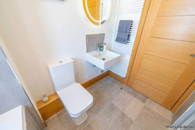 Additional Property Image 4 bedroom Apartment for sale in Glasgow 16