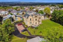 4 bedroom Apartment for sale in Glasgow