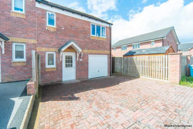 3 bedroom Semi Detached for sale in Motherwell