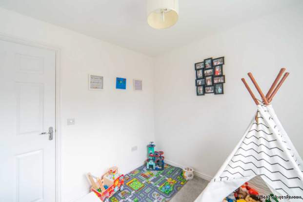 Additional Property Image 3 bedroom Semi Detached for sale in Motherwell 16