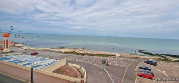 Additional Property Image 2 bedroom Apartment for sale in Margate 2