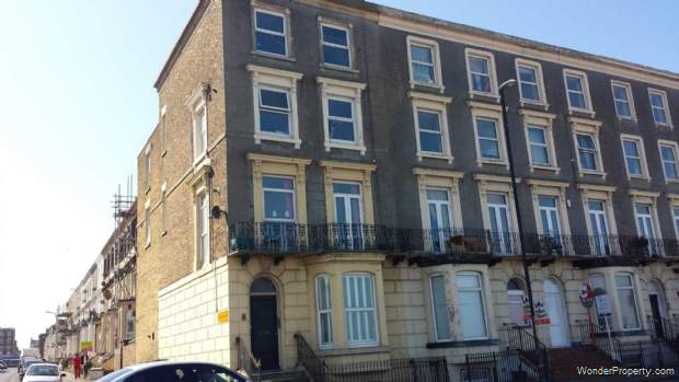 Additional Property Image 2 bedroom Apartment for sale in Margate 9