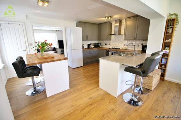 Additional Property Image 3 bedroom Detached for sale in Westhoughton 6