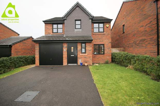 4 bedroom Detached for sale in Bolton