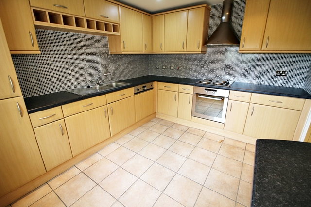 Additional Property Image 2 bedroom Apartment to rent in Westhoughon 4