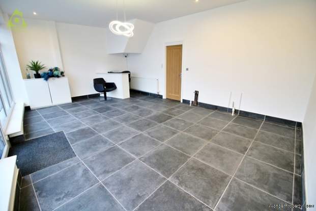 Additional Property Image 0 bedroom High Street Retail to rent in Westhoughton 2
