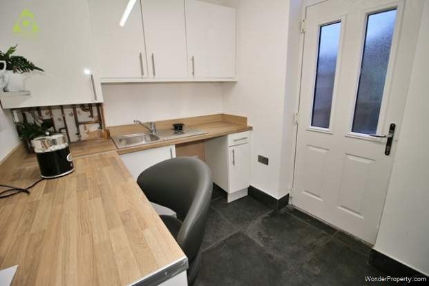 Additional Property Image 0 bedroom High Street Retail to rent in Westhoughton 4