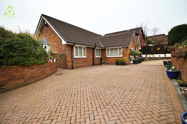 Additional Property Image 4 bedroom Bungalow for sale in Hindley 8