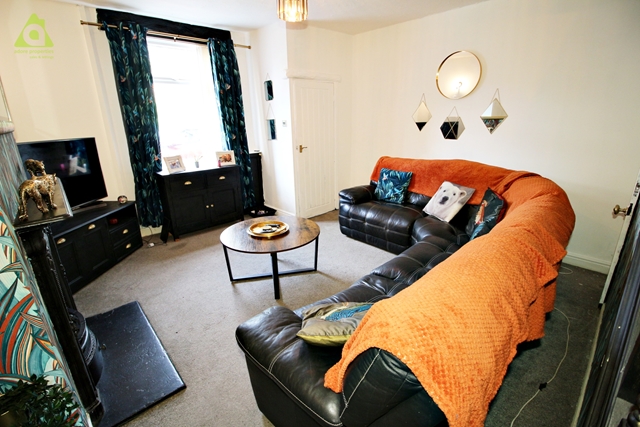 Additional Property Image 2 bedroom Terraced for sale in Hindley 3
