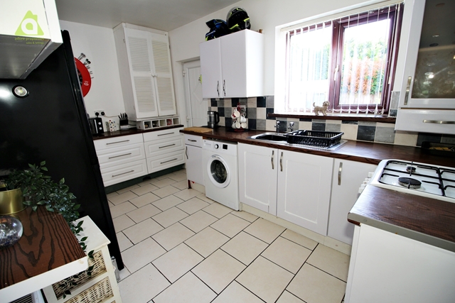 Additional Property Image 2 bedroom Terraced for sale in Hindley 4