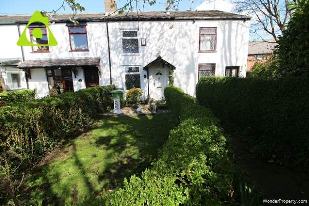 2 bedroom Cottage for sale in Westhoughton