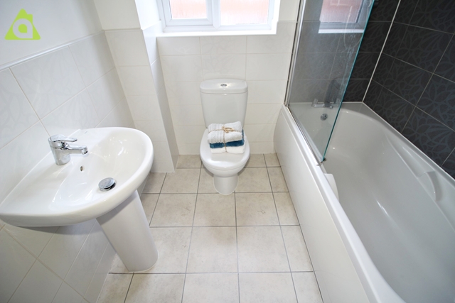 Additional Property Image 4 bedroom Detached for sale in Bolton 17