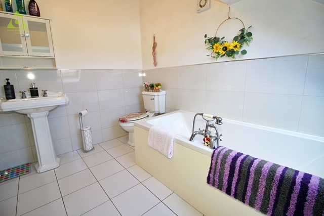 Additional Property Image 2 bedroom Bungalow for sale in Hindley Green 9