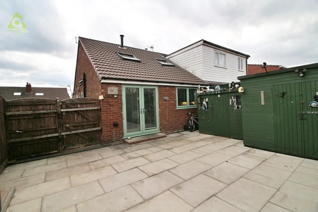 Additional Property Image 2 bedroom Bungalow for sale in Hindley Green 14