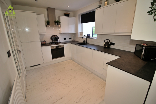 Additional Property Image 3 bedroom Semi Detached for sale in Westhoughton 5