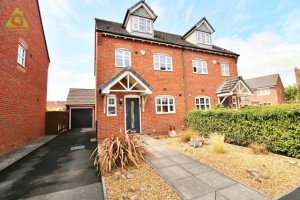 4 bedroom Semi Detached for sale in Westhoughton