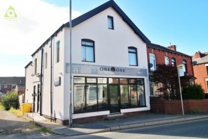 2 bedroom Flat to rent in Bolton