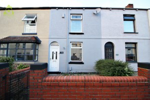 2 bedroom Terraced for sale in Westhoughton