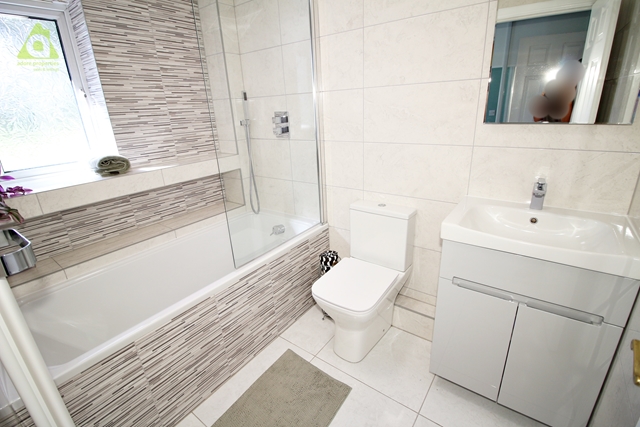 Additional Property Image 5 bedroom Detached for sale in Westhoughton 17