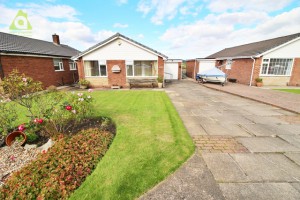 2 bedroom Bungalow for sale in Bolton
